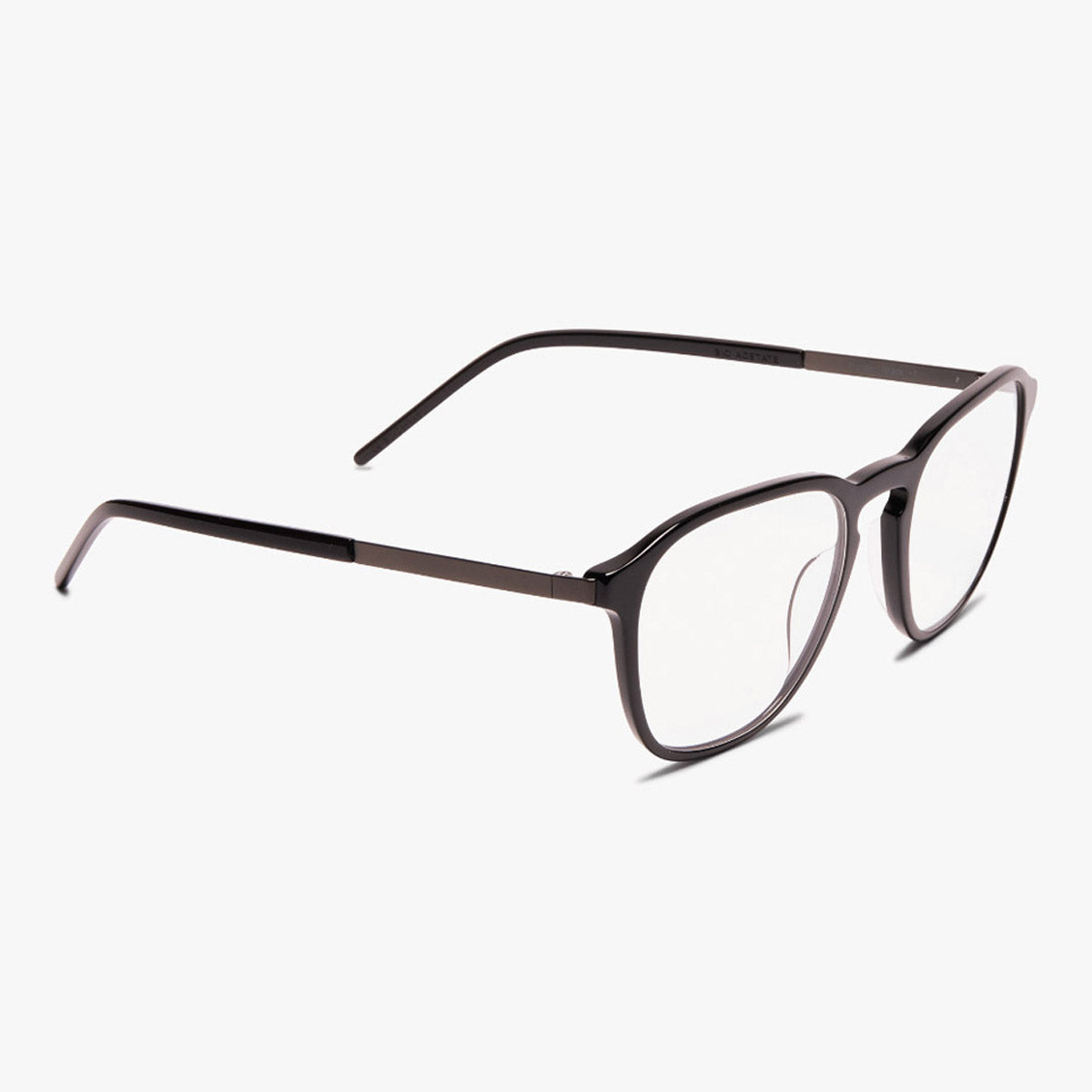 Luxreaders stylish Men's Rønne Black Reading glasses. Made from Titanium in a Square shape.