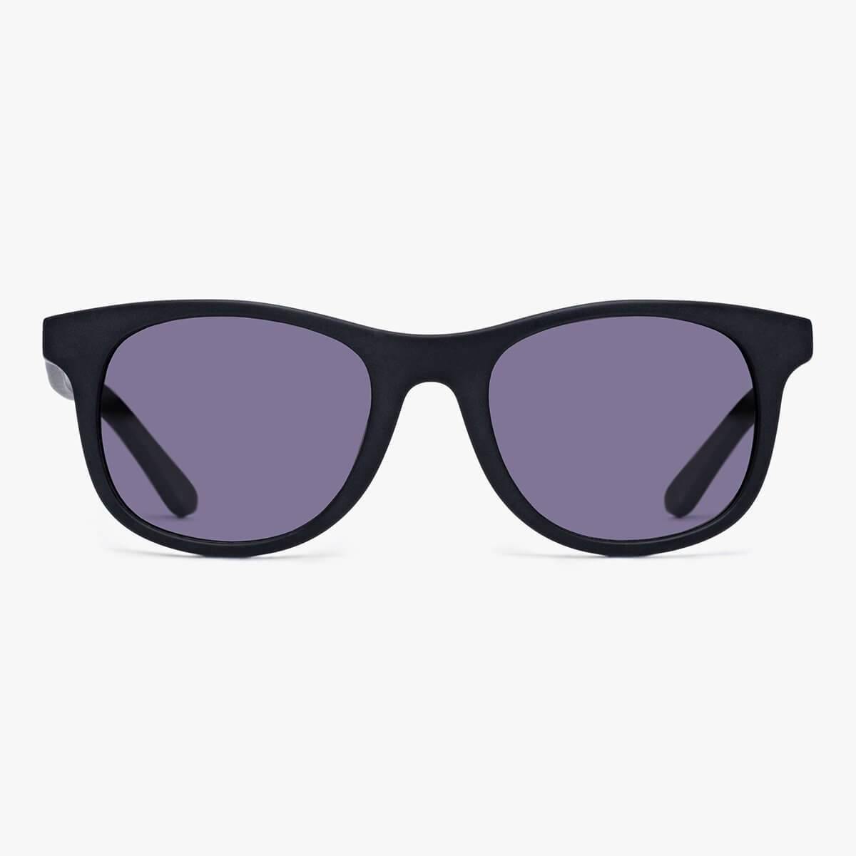 Luxreaders stylish Men's Malmö Black Sunglasses. Made from Acetate in a Square shape.