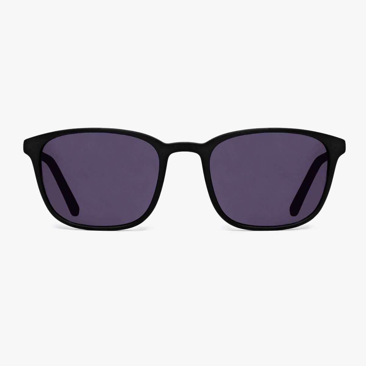 Luxreaders stylish Ebeltoft Black Sunglasses. Made from Acetate in a Square shape.