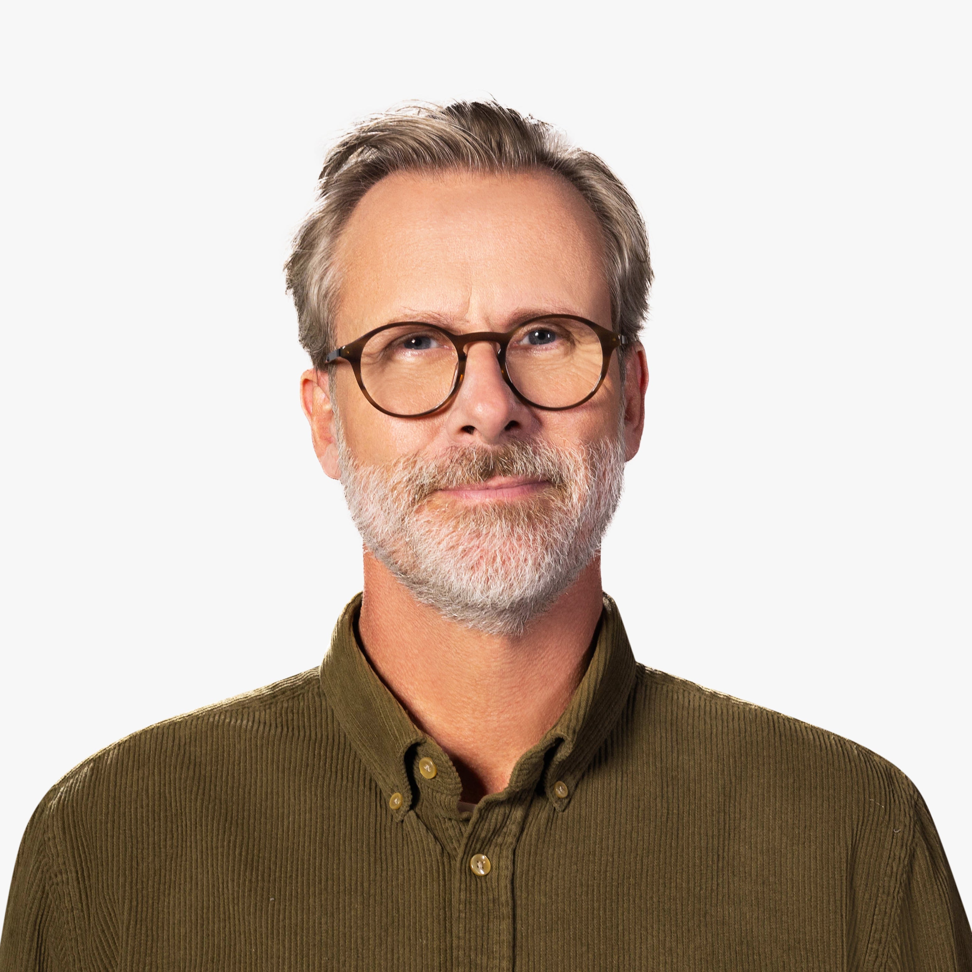 Person wearing Ærø Pale Brown glasses