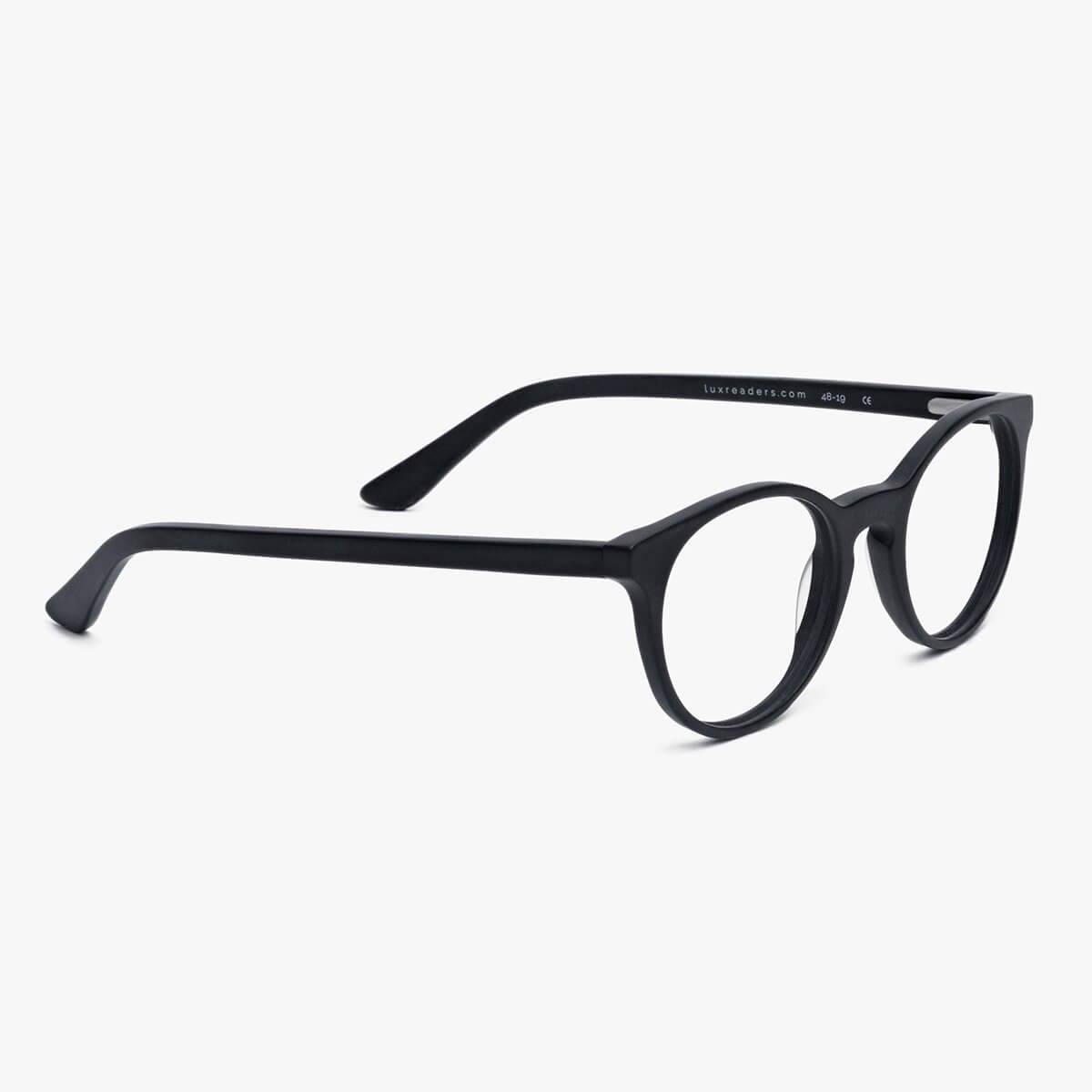 Örebro Black reading glasses with round black frames by Luxreaders